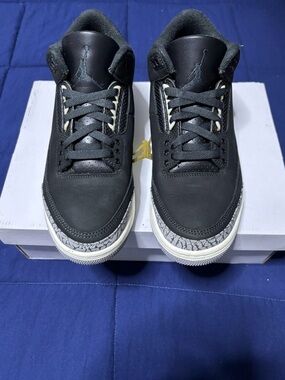 Air Jordan 3 Retro Off Noir 2023 Size 8M/9.5W